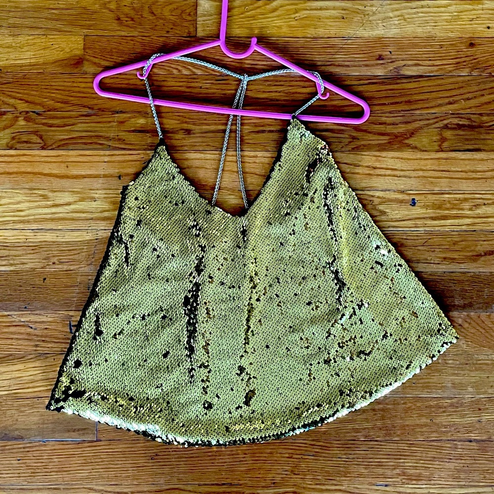 Gold shiny top size :S/M